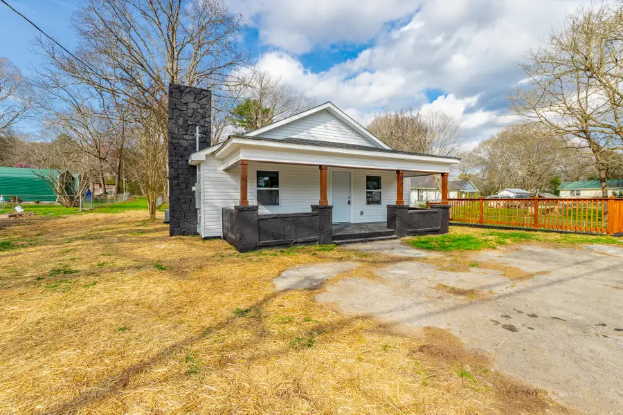 804 W Main Street, Lafayette, GA 30728 - #3