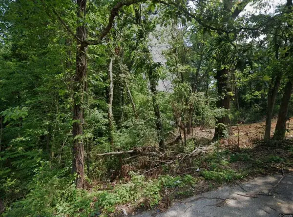 123 Lynchburg Street, Chattanooga, TN 37410