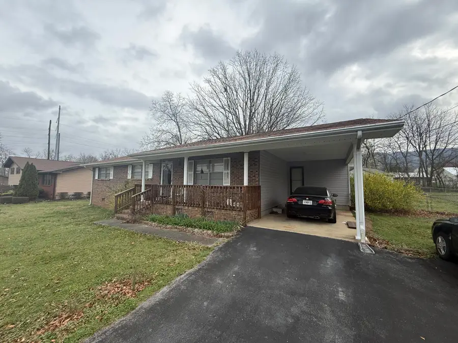 128 Williams Street, Trenton, GA 30752 - #2