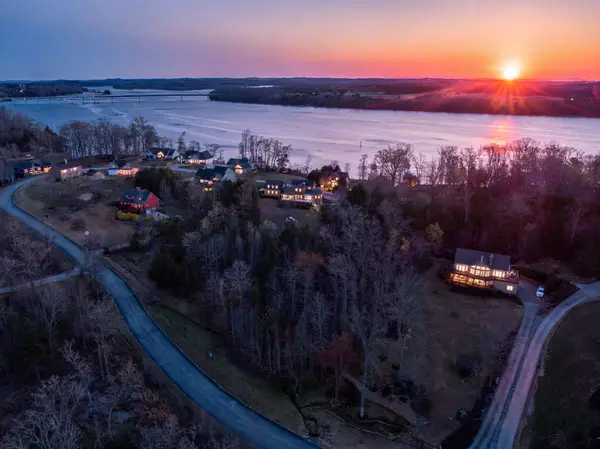 15732 Channel Point Drive, Sale Creek, TN 37373