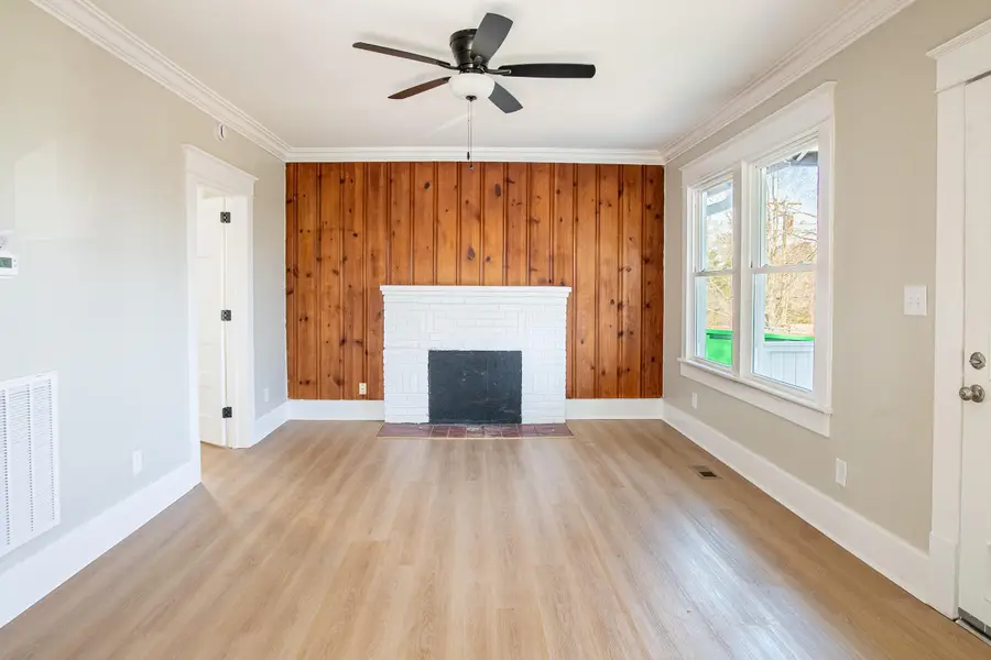 215 Hillcrest Avenue, Chattanooga, TN 37411 - #2