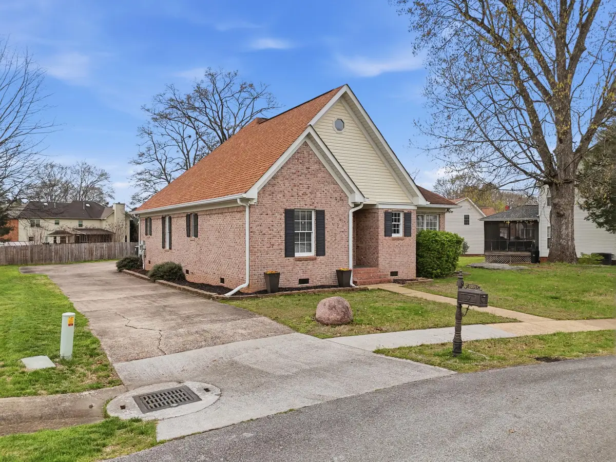 3200 Stage Run, Hixson, TN 37343 - #1