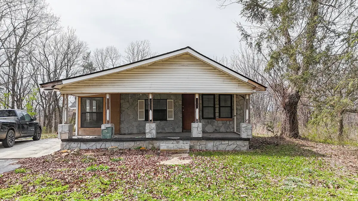 5717 Hwy 301, Trenton, GA 30752 - #1