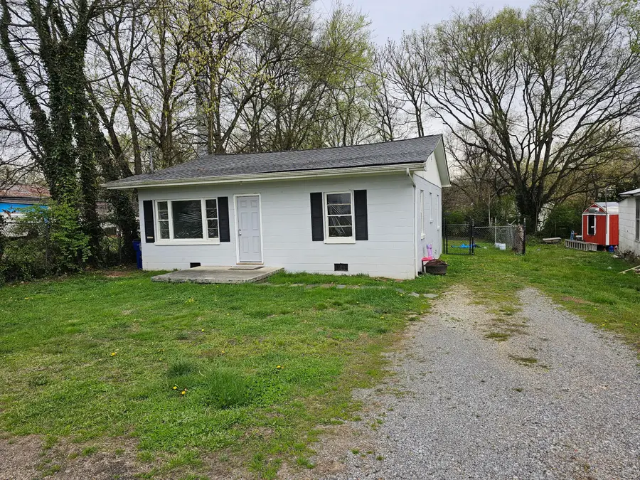 740 Railroad Street Ne, Cleveland, TN 37311 - #2