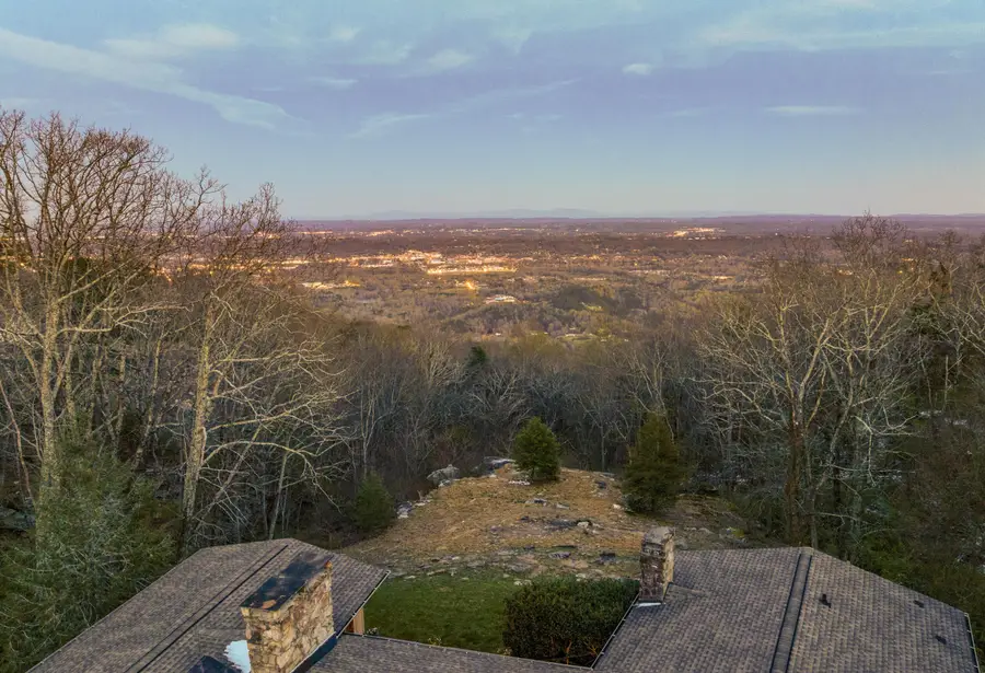 1001 Fleetwood Drive, Lookout Mountain, GA 30750 - #2