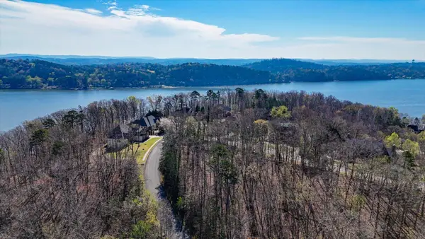 6529 Shelter Cove Drive, Hixson, TN 37343