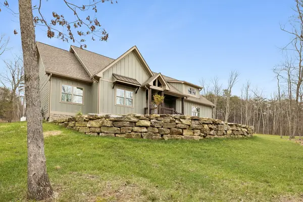 715 Walden View Road, Signal Mountain, TN 37377