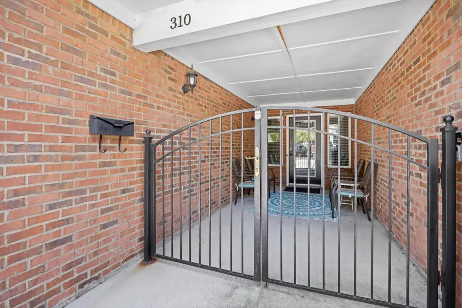 310 W 18th Street, Chattanooga, TN 37408 - #2