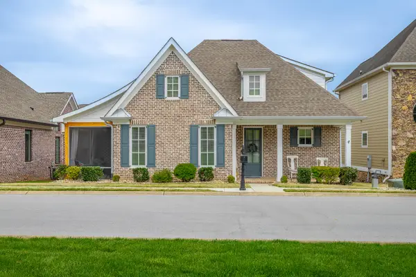 7348 Miss Madison Way, Ooltewah, TN 37363