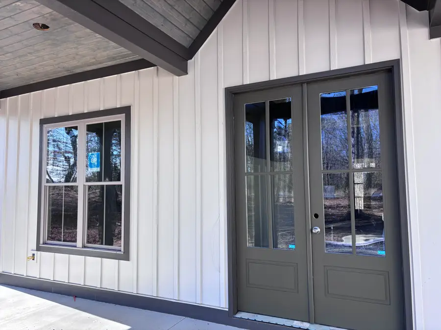 2820 Mowbray Pike, Soddy Daisy, TN 37379 - #2