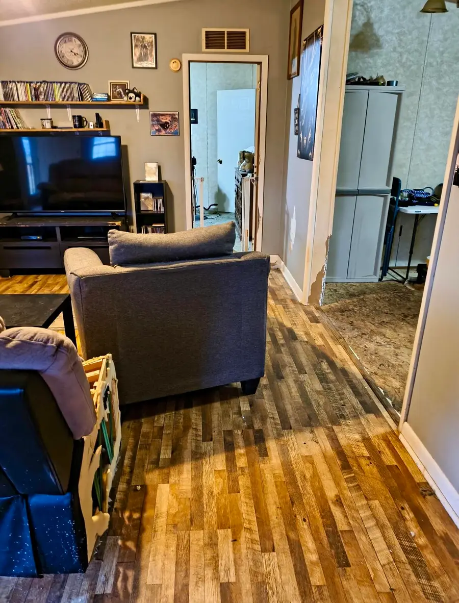 2435 Long Street, New Johnsonville, TN 37134 - #2