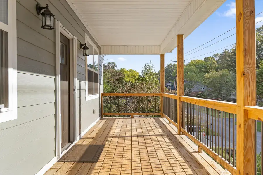 537 Lullwater Road, Chattanooga, TN 37405 - #3