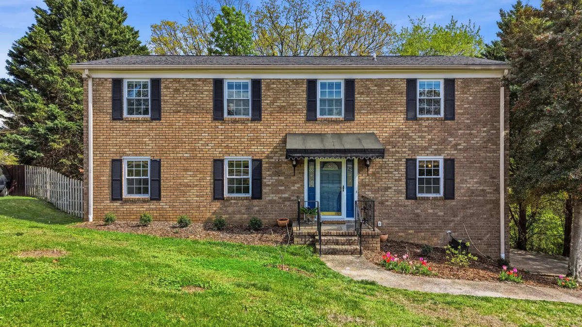 1804 Glen Oaks Terrace, Chattanooga, TN 37412 - #1
