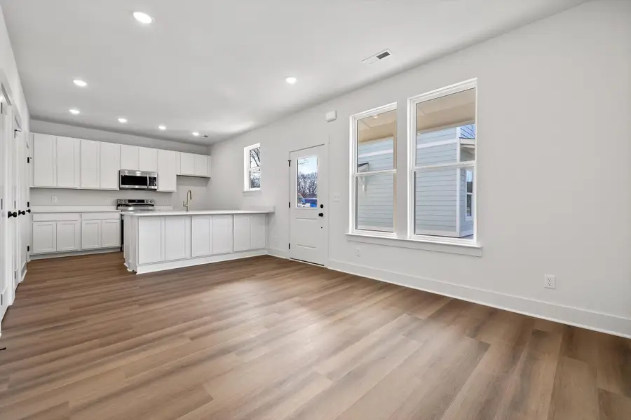 580 W 35th Street, Chattanooga, TN 37410 - #3