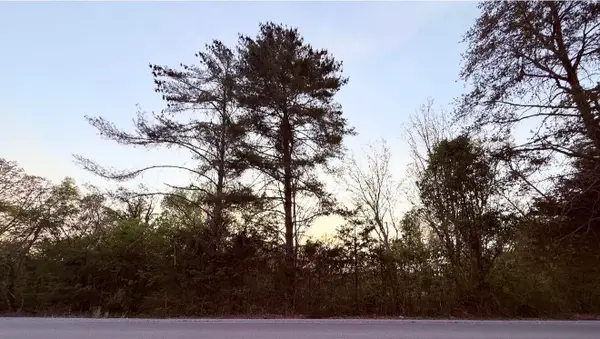 8709 Snow Hill Road, Ooltewah, TN 37363