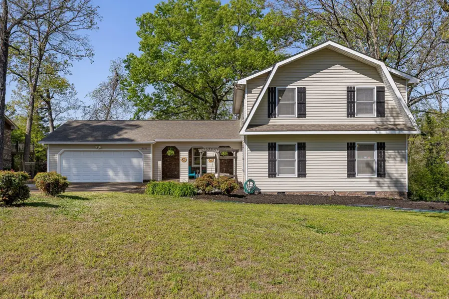 9230 Royal Shadows Drive, Chattanooga, TN 37421 - #2