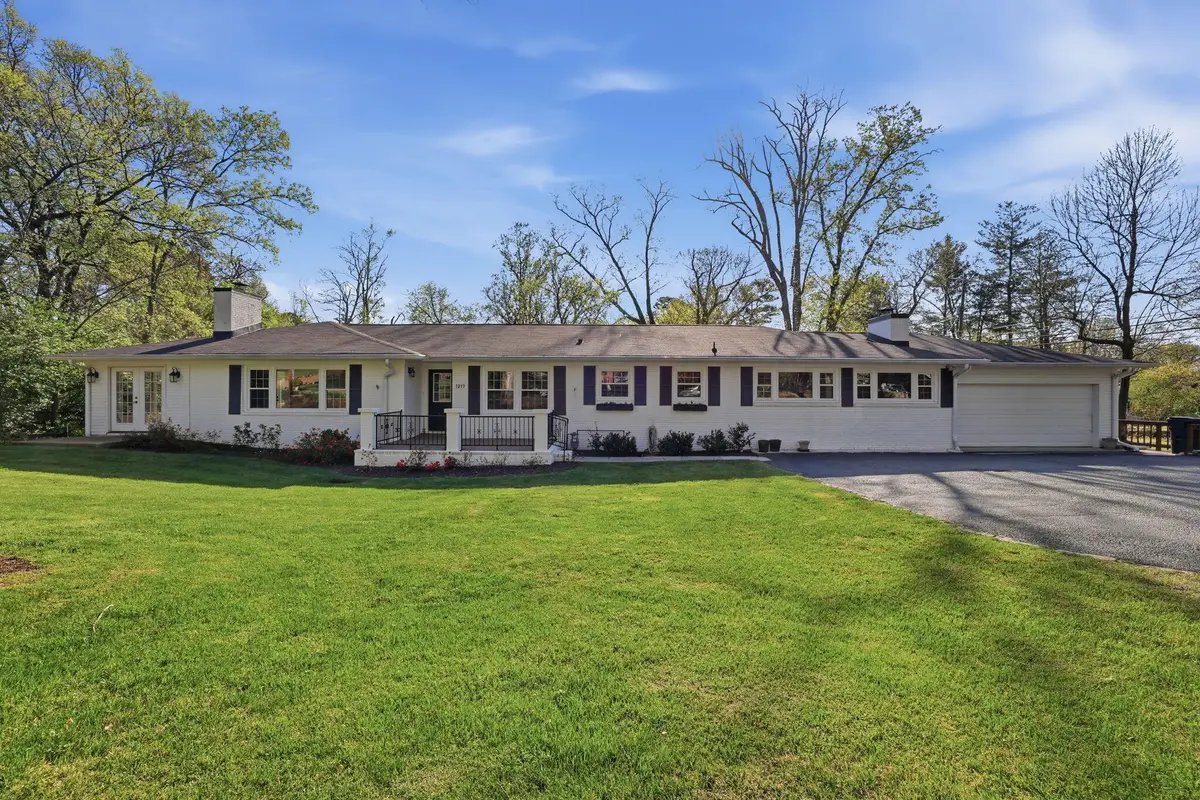 1217 Peter Pan Road, Lookout Mountain, GA 30750 - #1