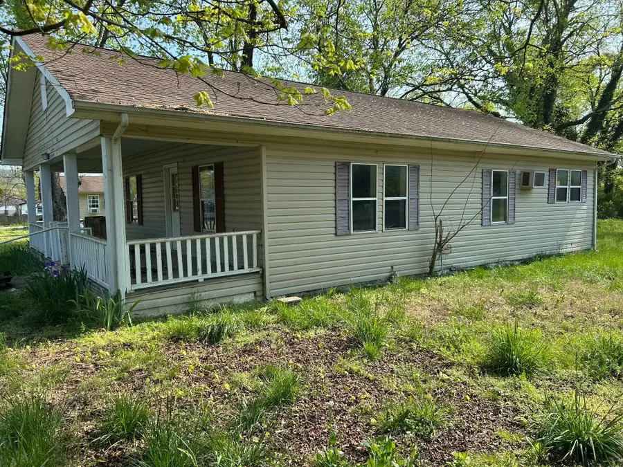 459 Pikeville Avenue, Graysville, TN 37338 - #2