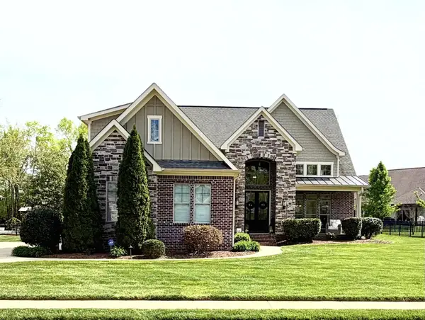 8336 Georgetown Bay Drive, Ooltewah, TN 37363