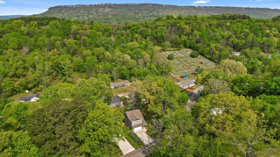 512 Hedgewood Drive, Chattanooga, TN 37405 - #2