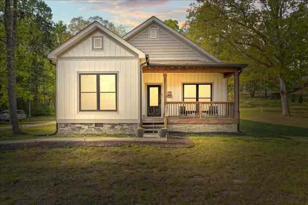 4417 SE Waterlevel Highway, Cleveland, TN 37323