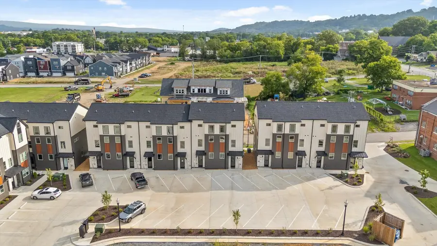 2554 E 18th Street, Chattanooga, TN 37404 - #2