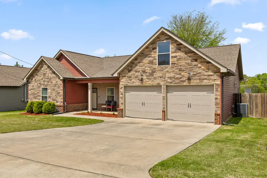 144 Franklin Circle, Fort Oglethorpe, GA 30742 - #2