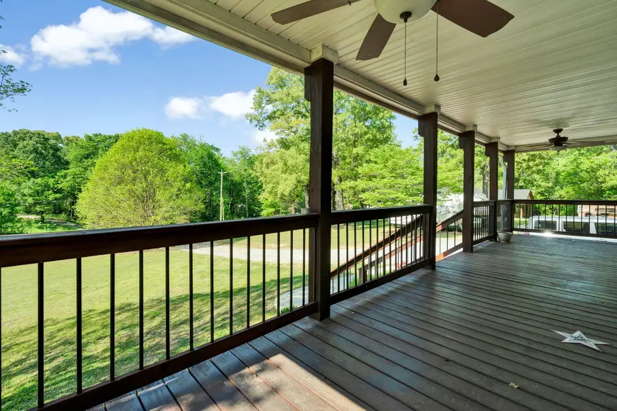 225 E Massachusetts Avenue, Whitwell, TN 37397 - #2