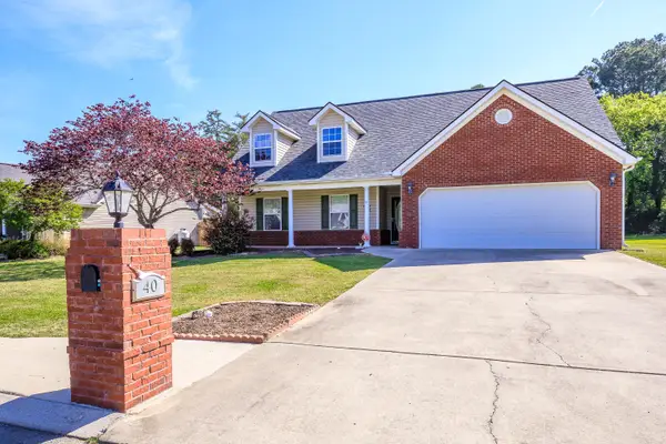 40 Honeyberry Lane, Rossville, GA 30741