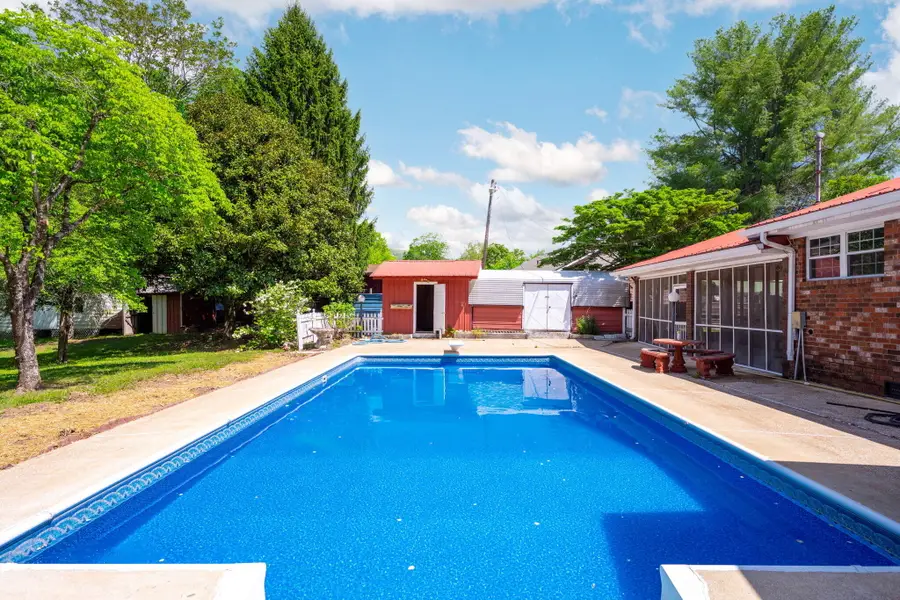 8313 Springfield Road, Soddy Daisy, TN 37379 - #3