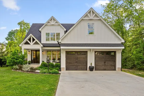 2007 Walnut Street, Signal Mountain, TN 37377