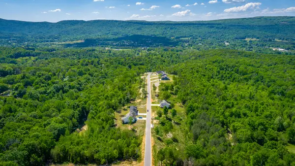 287 Cascade Drive, Rossville, GA 30741