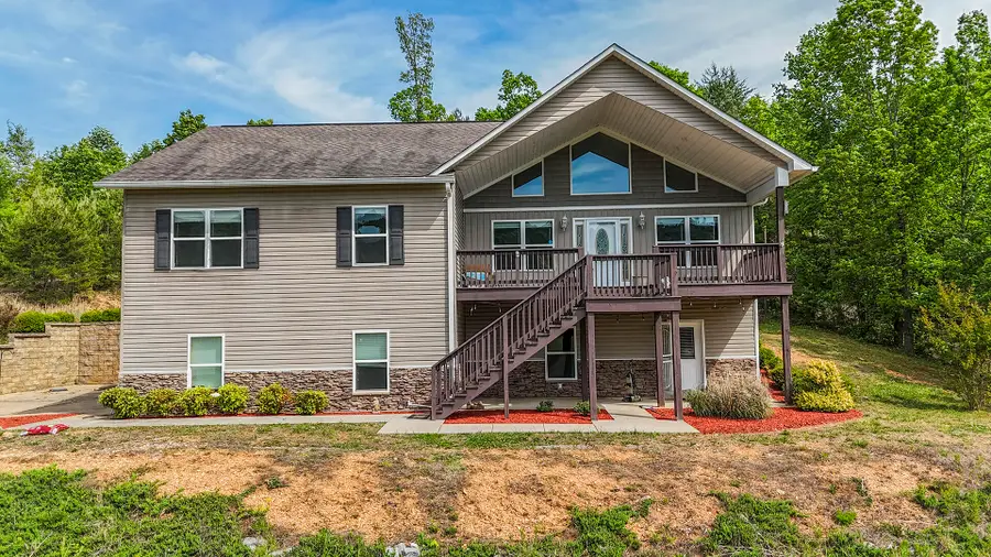 365 Meadowbrook Lane, Trenton, GA 30752 - #2