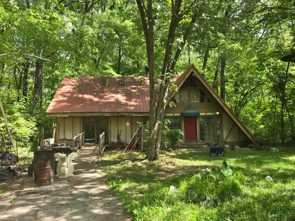 1506 Happy Valley Road, Rossville, GA 30741