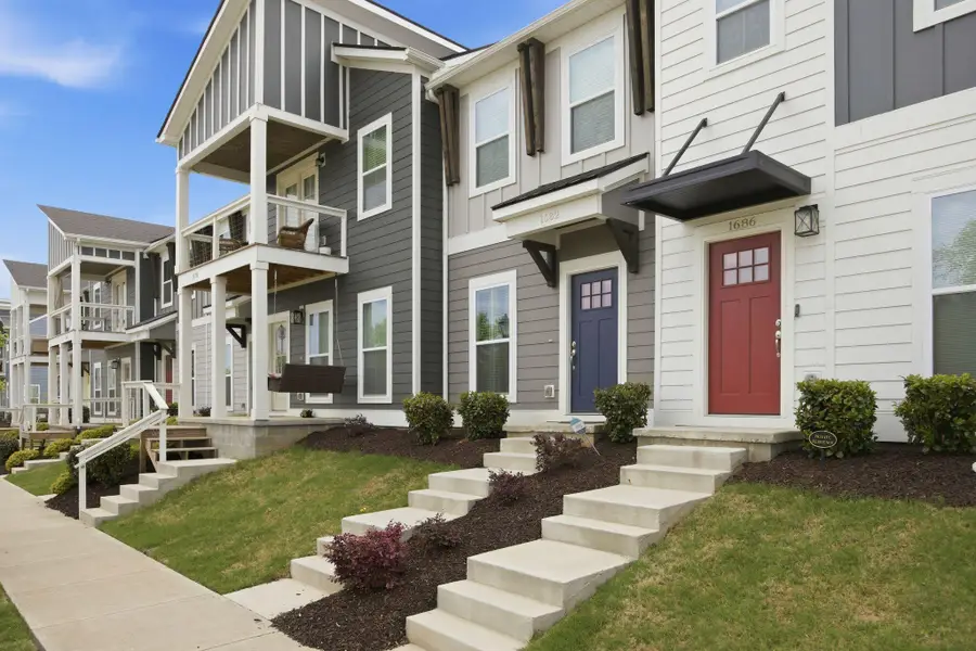 1686 S Watkins Street, Chattanooga, TN 37404 - #2