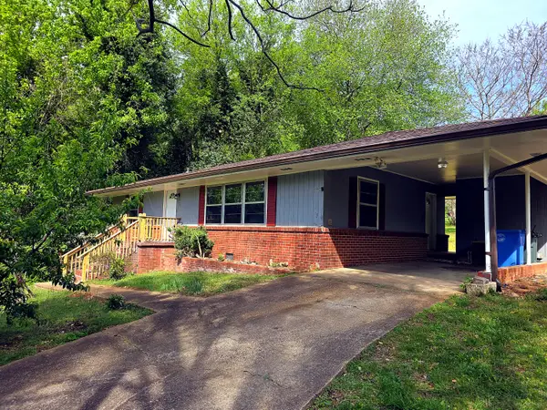 3521 E Crest Drive, Chattanooga, TN 37406