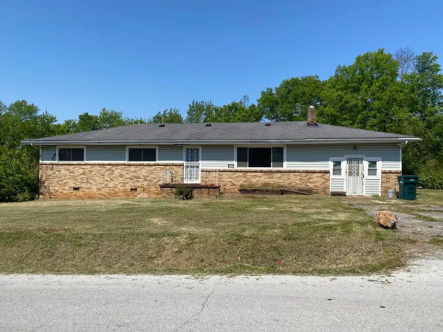 2137 Elena Drive, Chattanooga, TN 37406 - #2