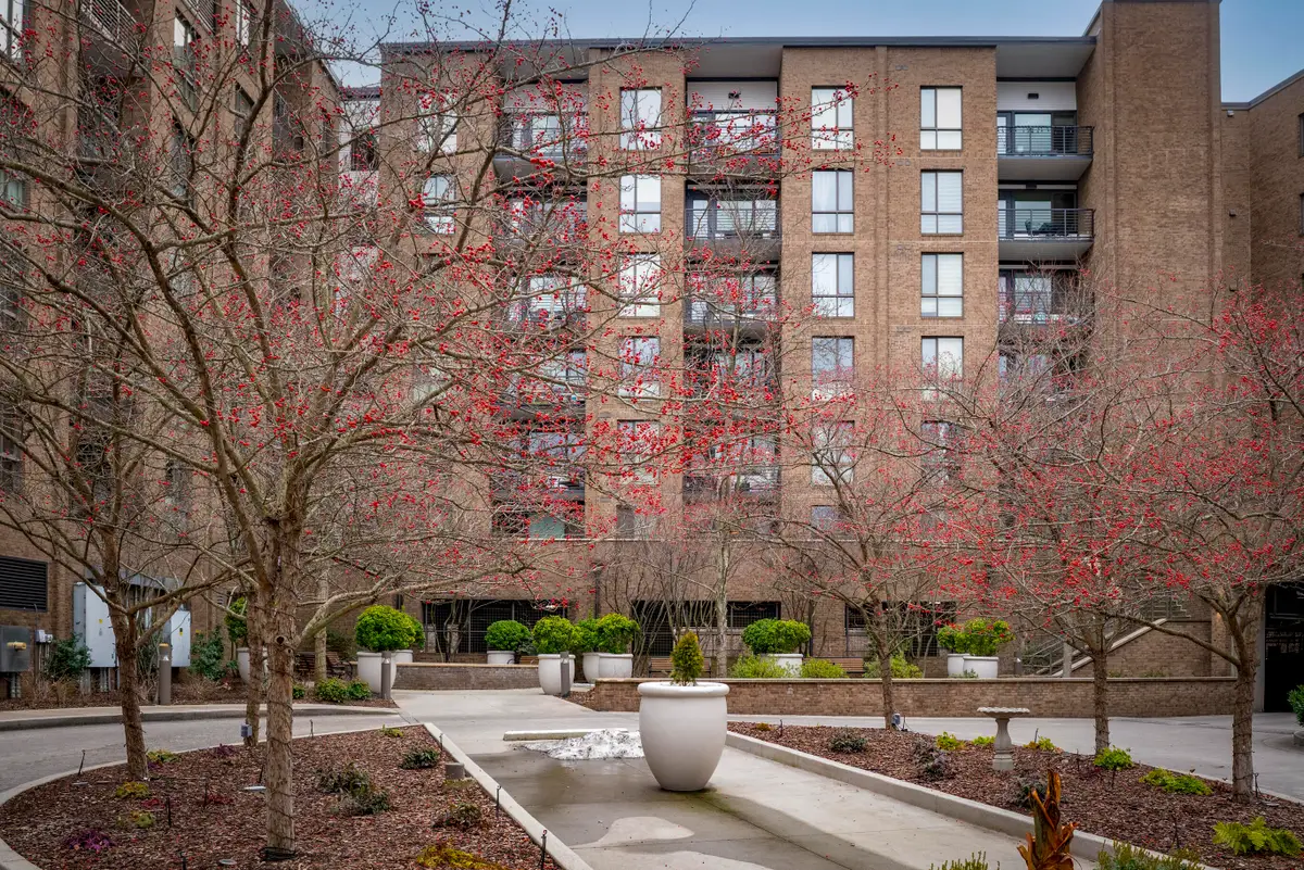 200 Manufacturers Road #Apt 328, Chattanooga, TN 37405 - #1