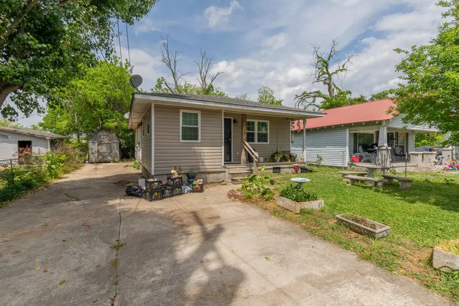 513 W Gordon Avenue, Rossville, GA 30741 - #3