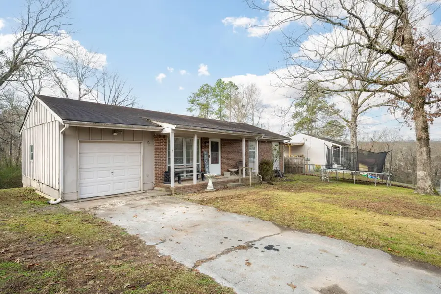 2214 Glengerrie Drive, Soddy Daisy, TN 37379 - #3