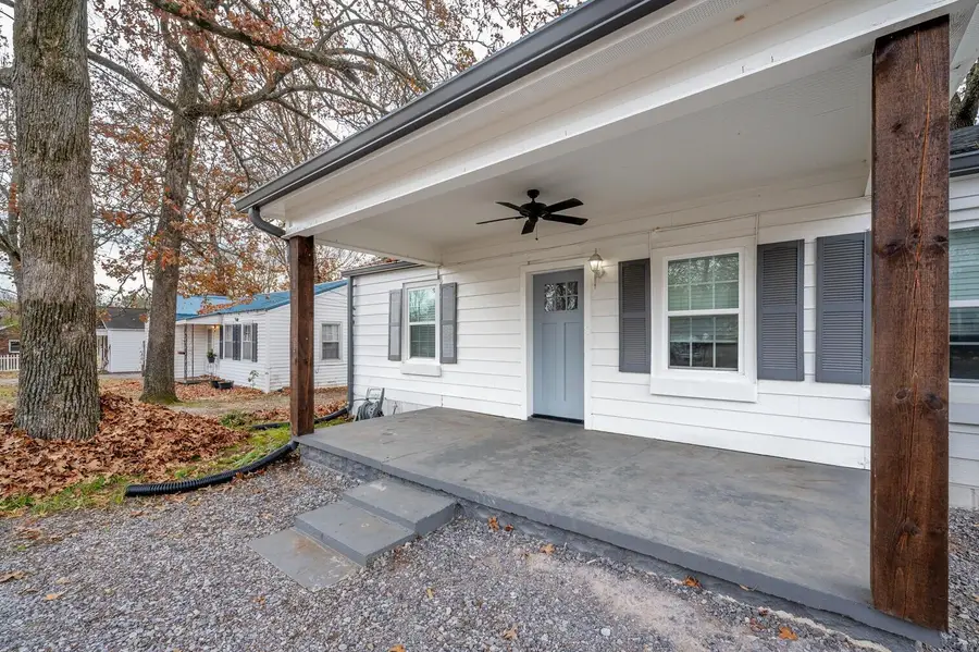 240 Hollywood Drive, Rossville, GA 30741 - #2