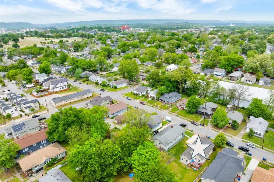1710 Bennett Avenue, Chattanooga, TN 37404 - #3