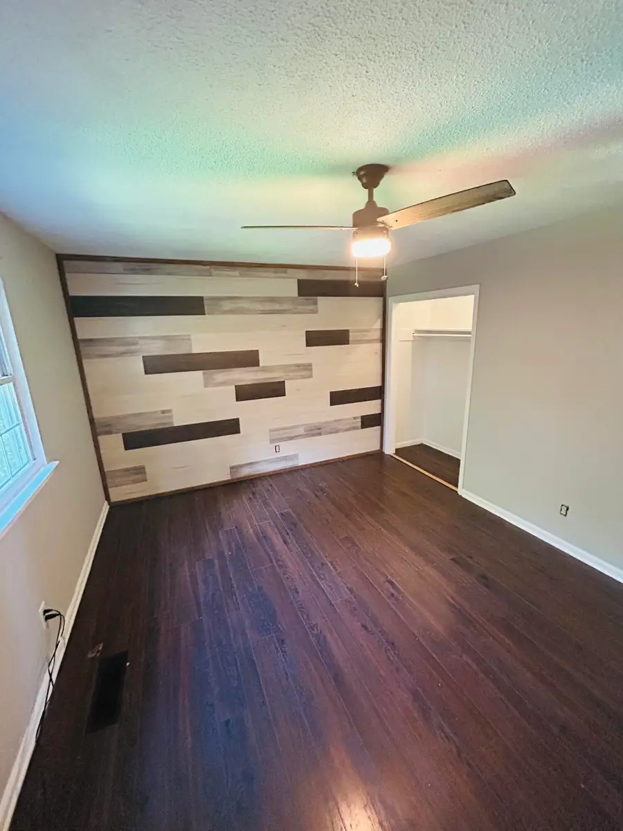 1517 N Chester Road, Hixson, TN 37343 - #2