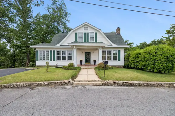 3310 Alta Vista Drive, Chattanooga, TN 37411