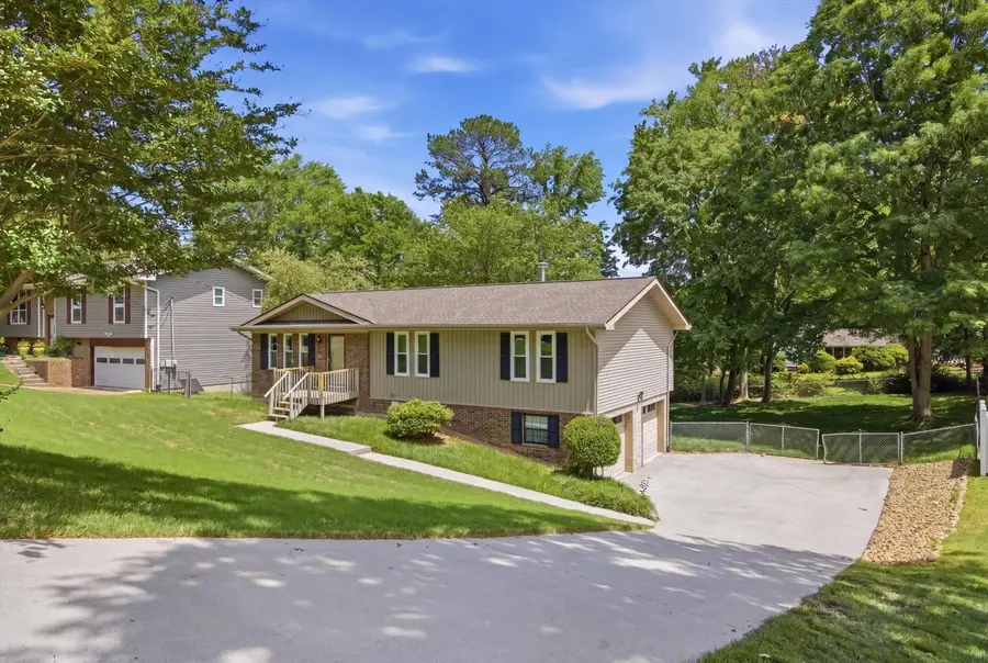 5412 Village Garden Drive, Ooltewah, TN 37363 - #3