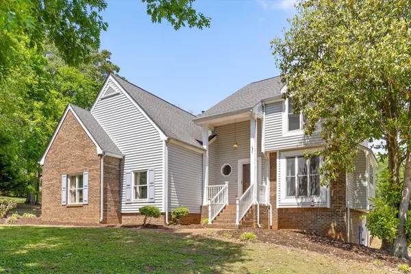 7709 Diamondhead Drive, Ooltewah, TN 37363