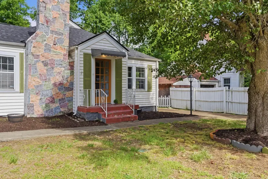 211 N St Marks Avenue, Chattanooga, TN 37411 - #2