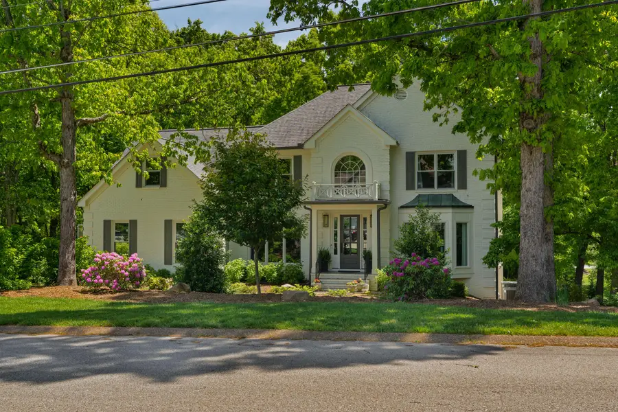 2404 Woodlair Way, Signal Mountain, TN 37377 - #2
