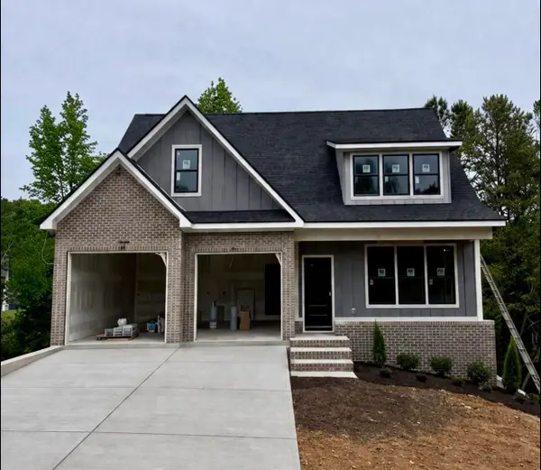 5678 Skylas Way, Ooltewah, TN 37363