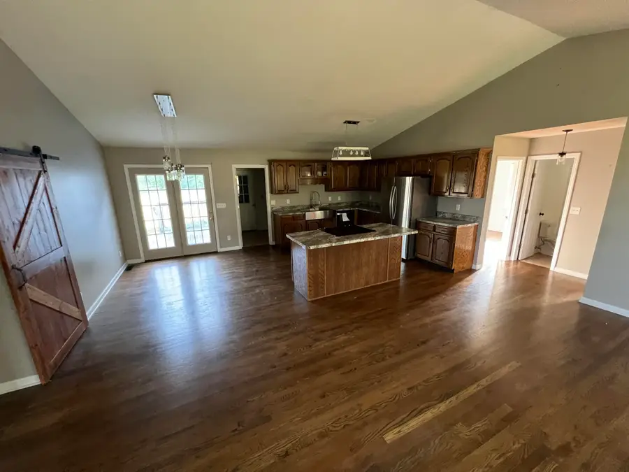 200 Castle Drive, Jasper, TN 37347 - #2